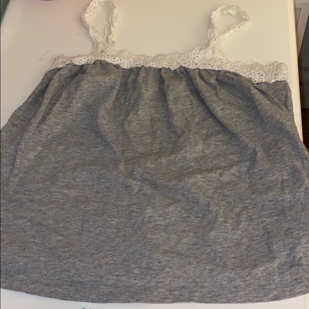 Grey flow tank